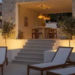 Villa Sea Song
