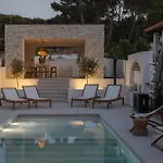 Sea Song Villa *
